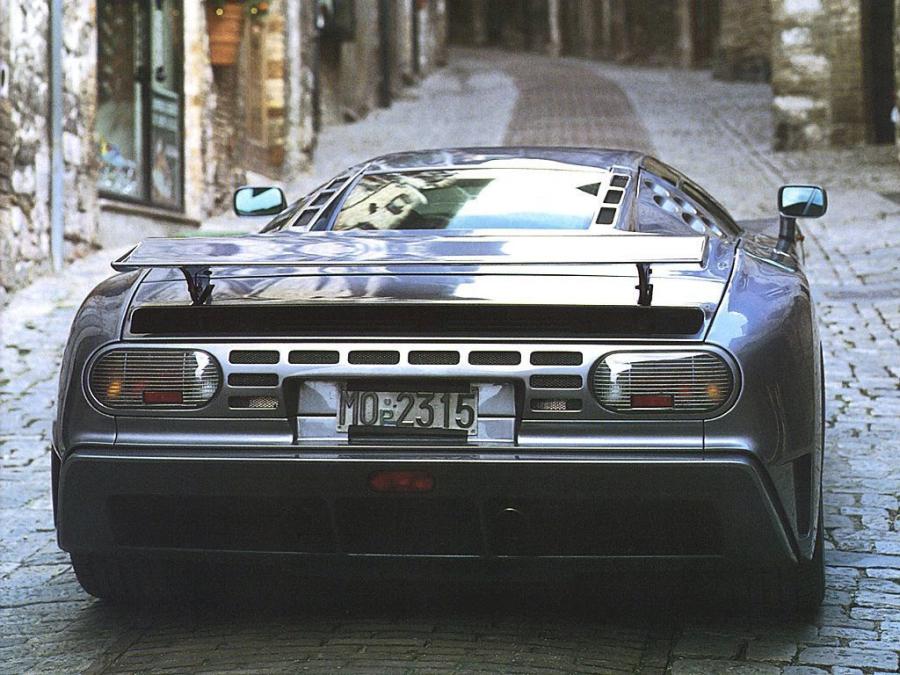  Bugatti EB110 SS 1993 года  (фото 5 из 9)